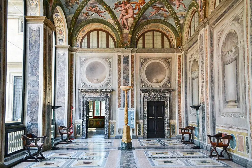 Italian Classical Interior Design Villa 01