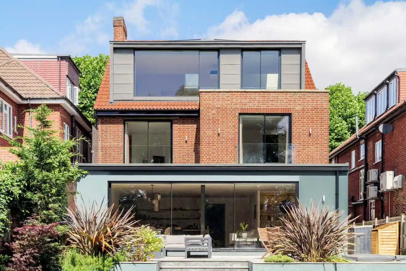 Contemporary English Architecture Facade Design 08
