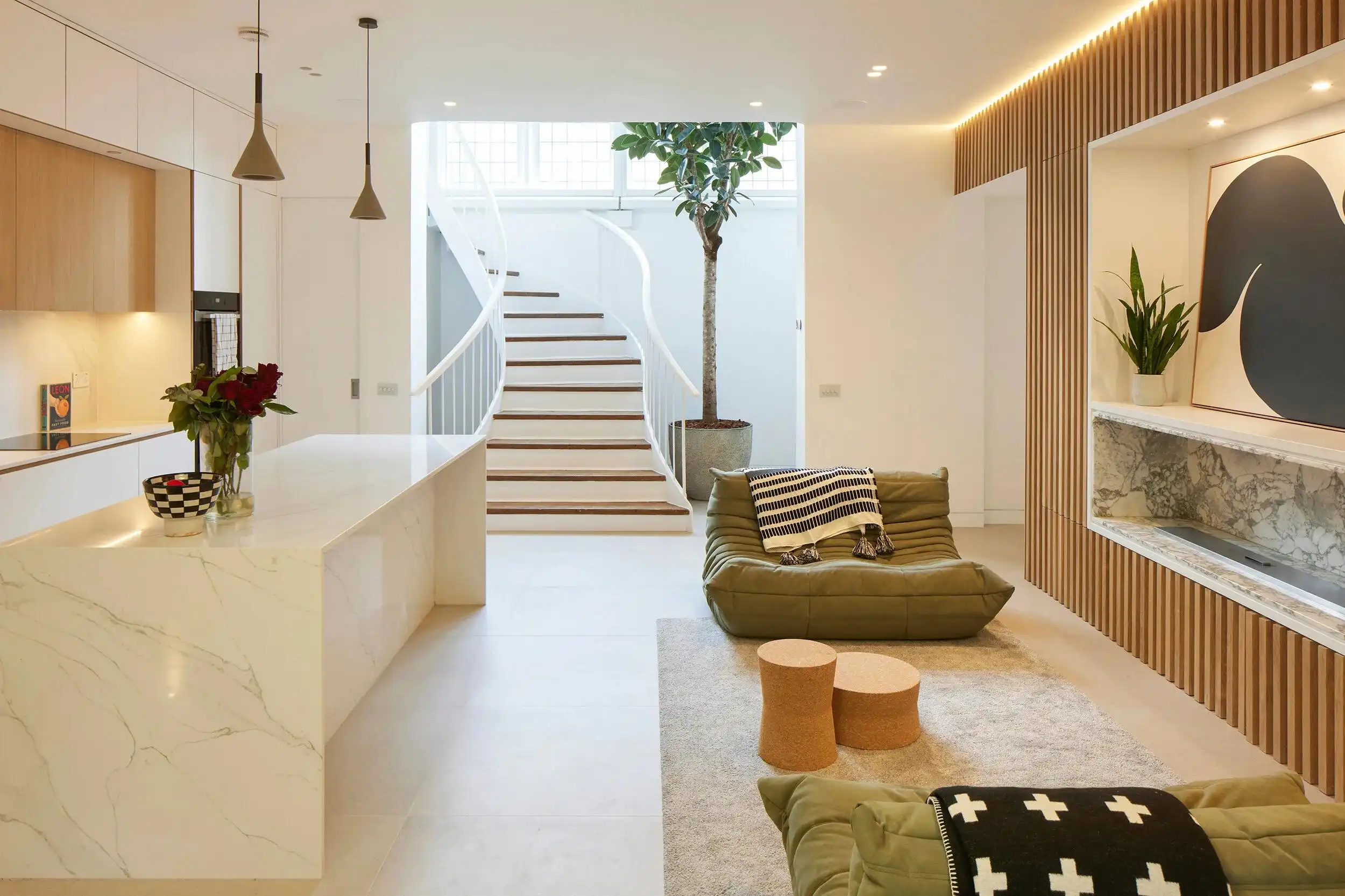 Contemporary English Architecture Interior Design 01