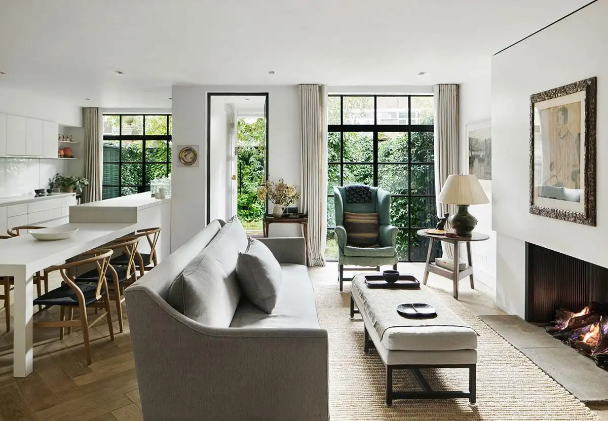 Contemporary English Architecture Interior Design 02