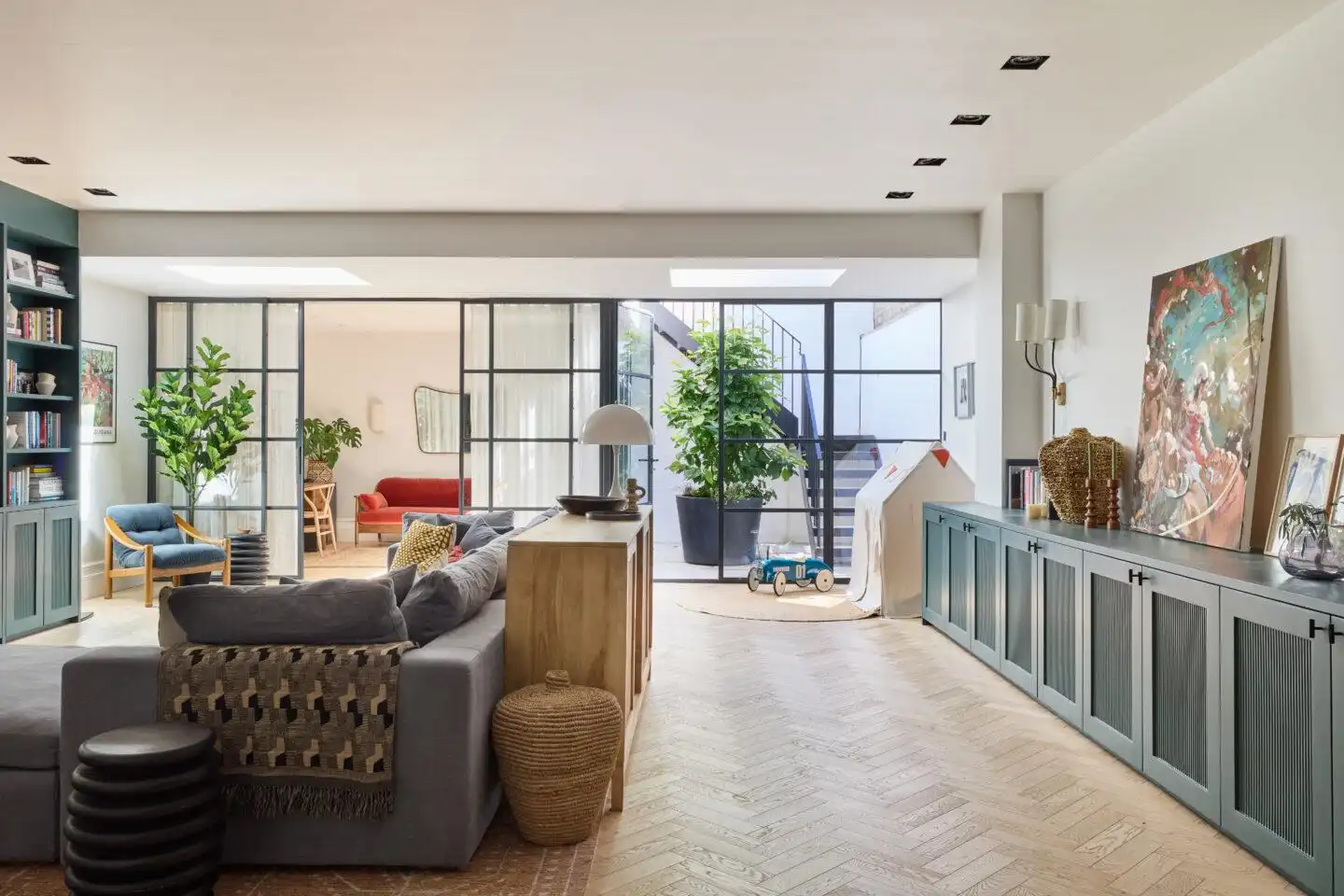 Contemporary English Architecture Interior Design 03