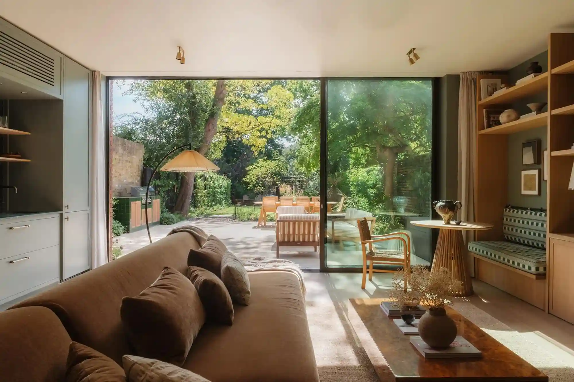 Contemporary English Architecture Interior Design