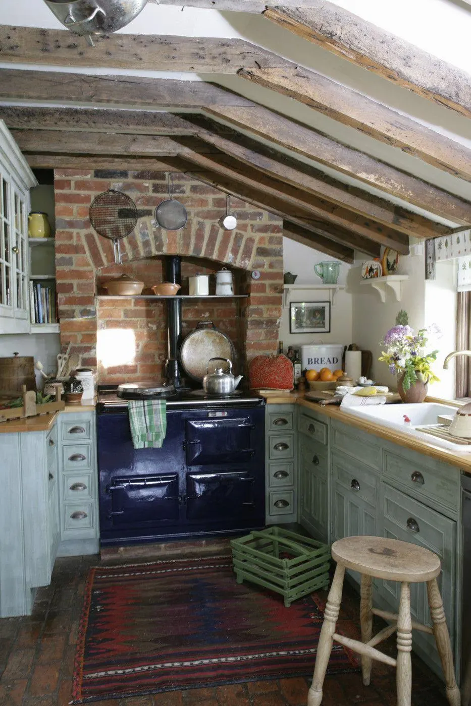 English Cottage Interior Design 01