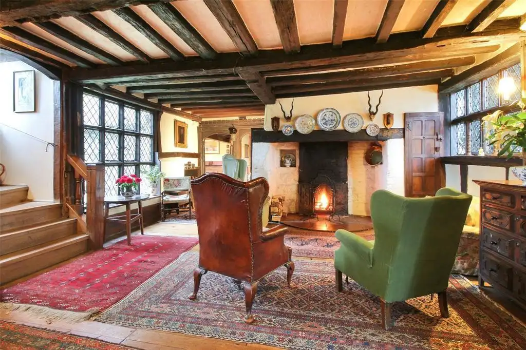 English Cottage Interior Design 03